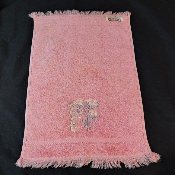 Vintage Martex Luxor Fingertip Hand Towel - Picture 4 of 6